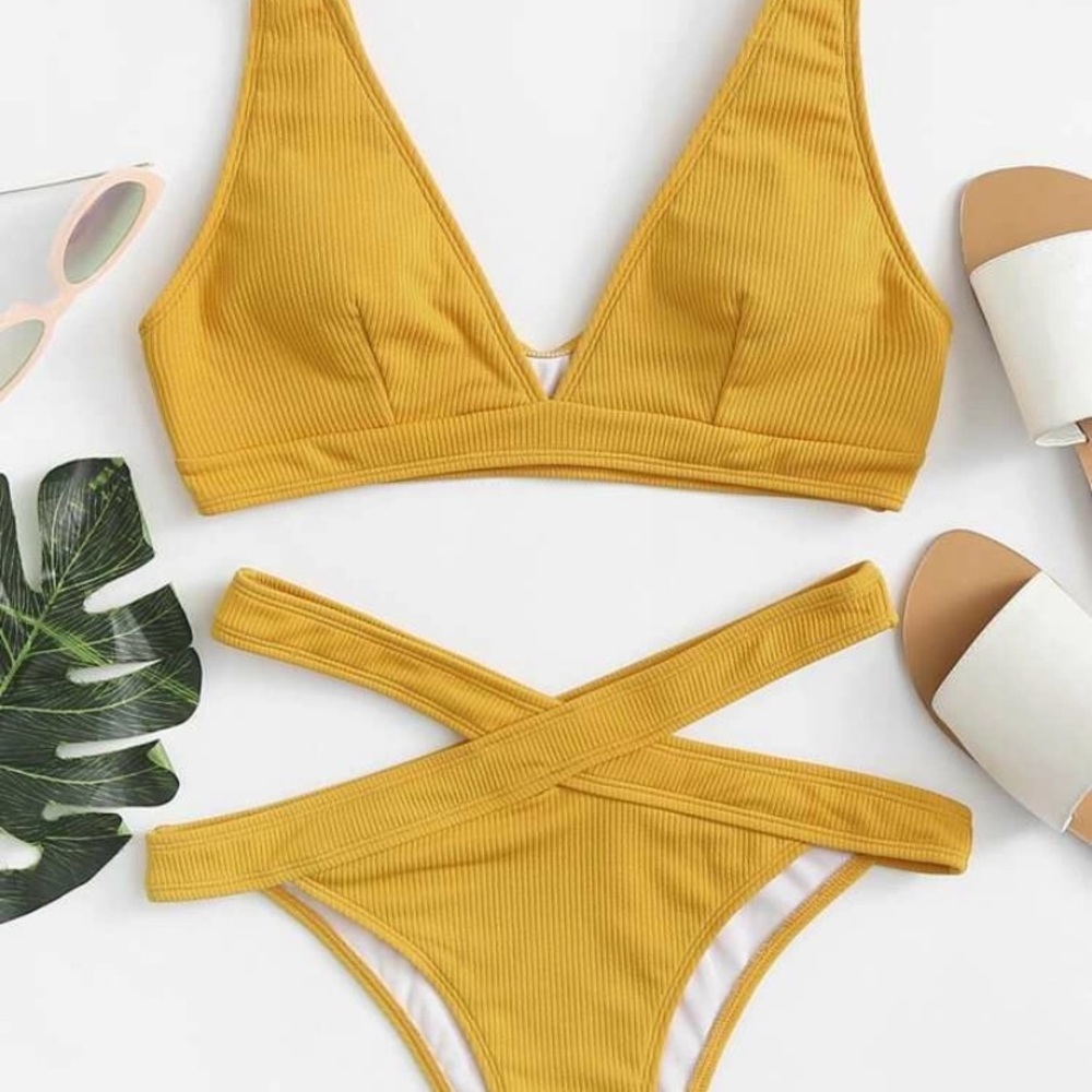 Yellow cris cros bikini